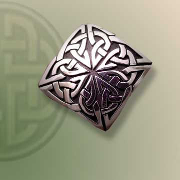 Briar Rose Brooch