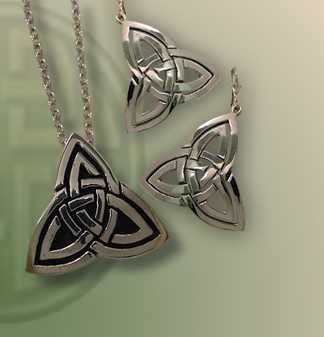 Tyrone Knot Pendant